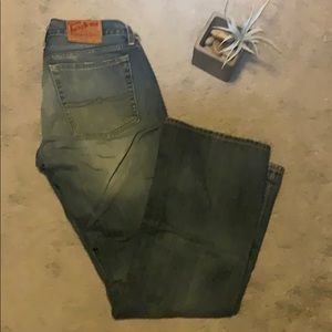 LUCKY🍀BRAND jeans. Size 12/31. Low cut, boot-cut